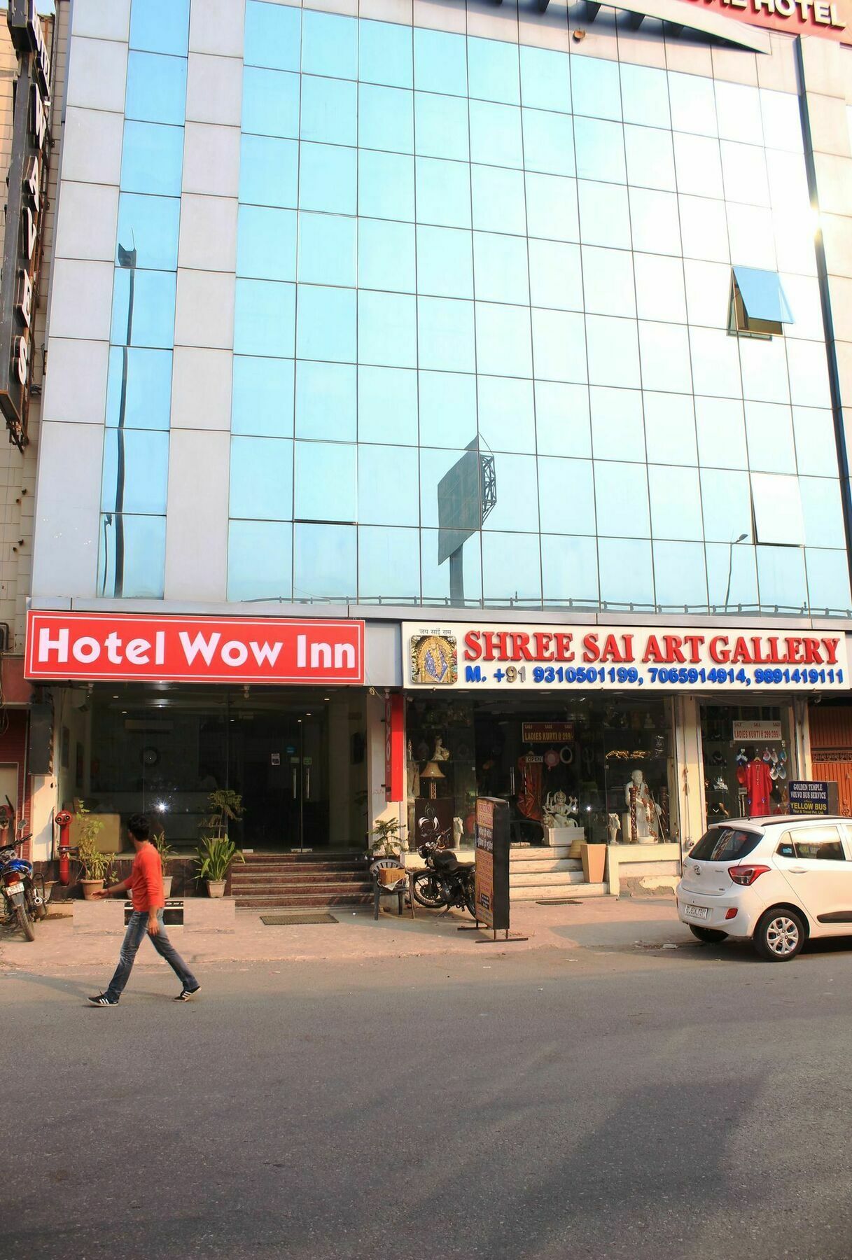 The Alpino Hotel Нью-Дели Экстерьер фото